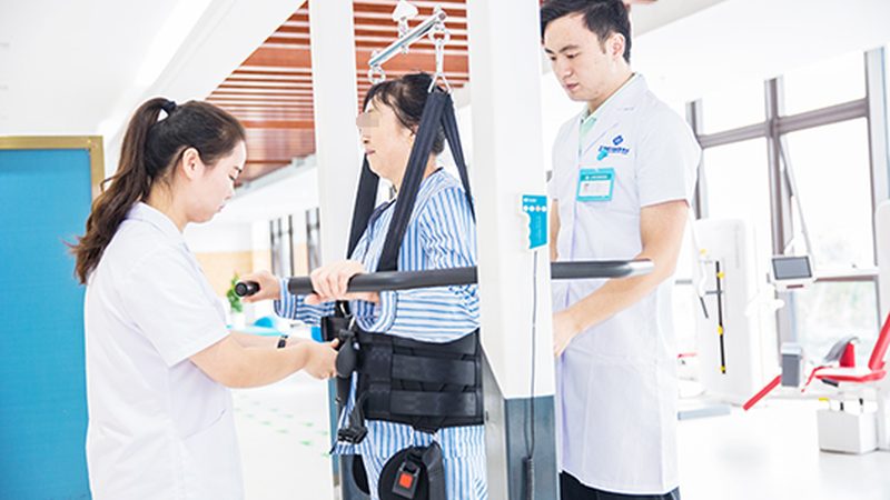 小型医养结合机构加盟，如何把握关键要素？**