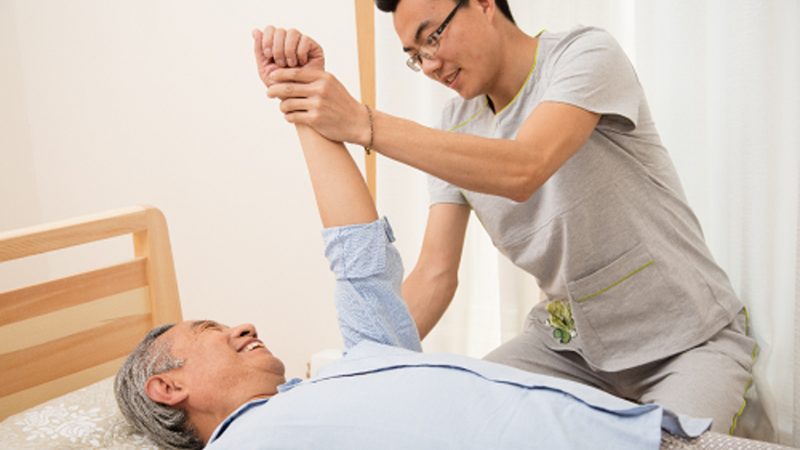康复护理补贴定制服务方案：如何精准满足失能老人需求**