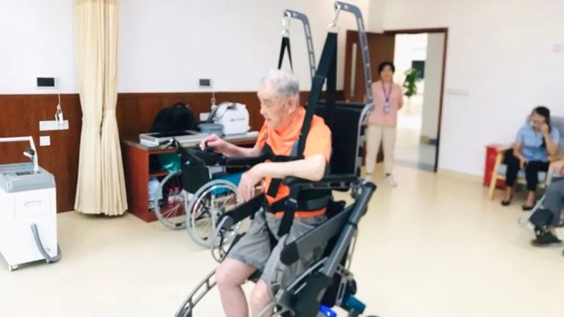 养老护理员持证上岗，上海标准揭秘